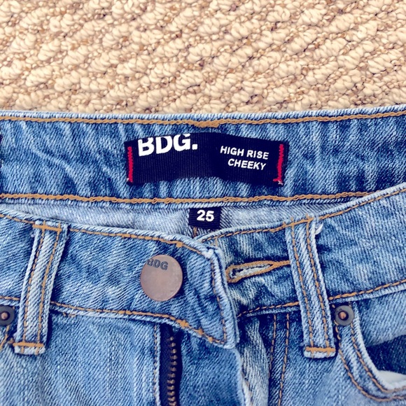BDG High Rise Cheeky Jean Shorts - Picture 3 of 3